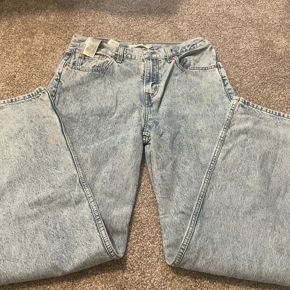 Low Pro Straight Levi’s